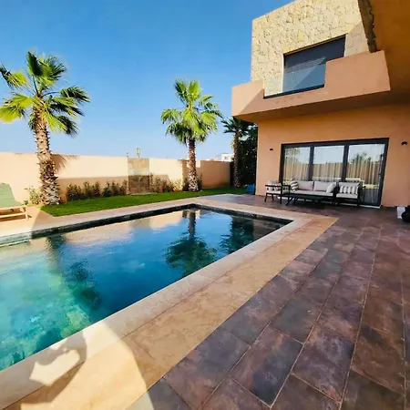 Villa Villa